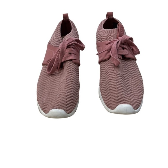 UGG Willows Sneaker Pink Knit Size 7 Lifestyle Sporty Gym Shoe Treadlite - Picture 2 of 11